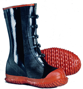 5 Buckle PVC Slush Boot